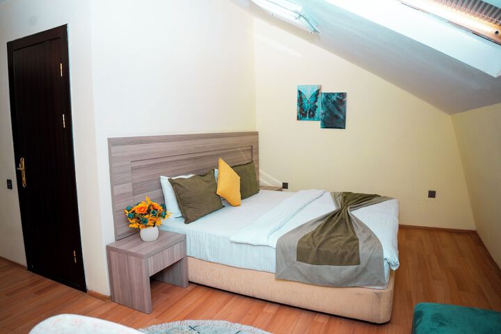 Room 20 of 113