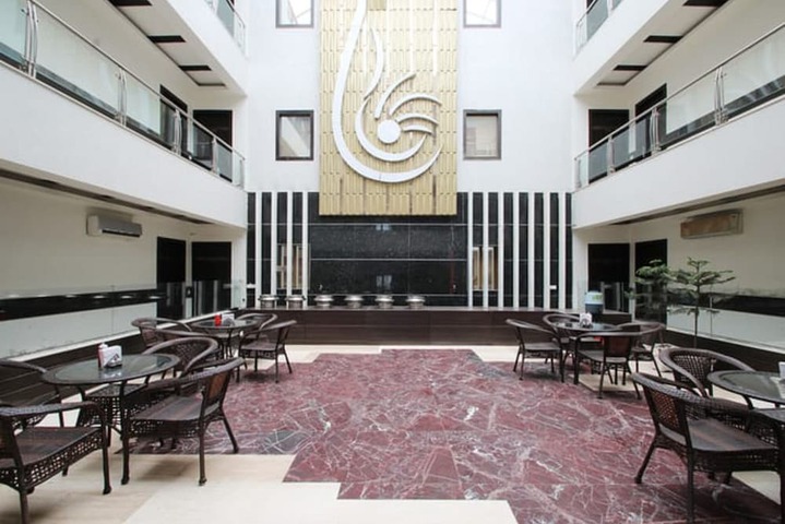 Hotel Interior 4 of 30
