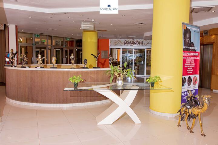 Guest Lobby