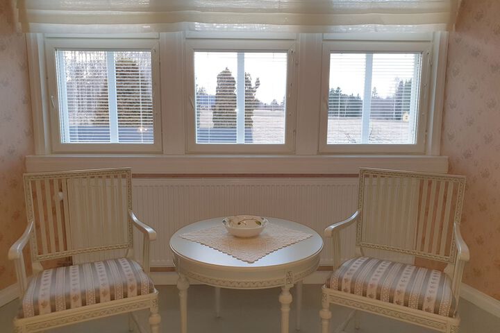 Room 20 of 137
