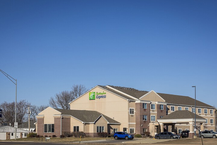 Hotel 56 of 56