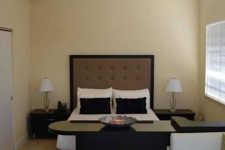 Room 20 of 129