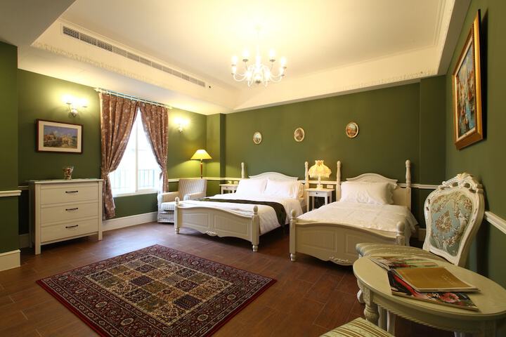 Room 7 of 46