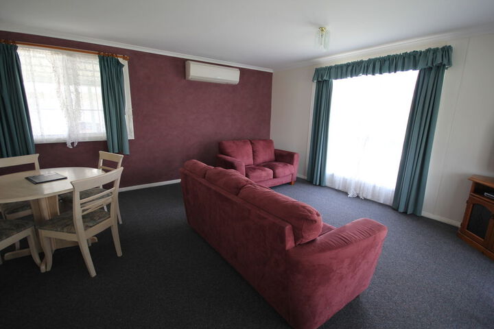 Room 10 of 36