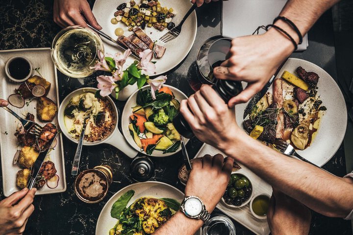 Dining 56 of 103