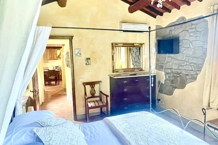 Room 45 of 61