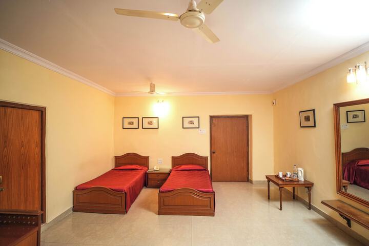 Room 10 of 135