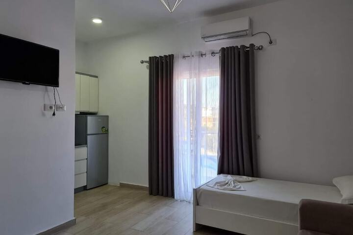 Room 3 of 15