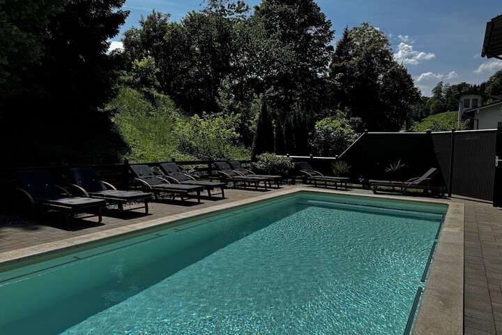 Pools & Facilities