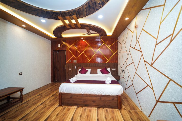 Room 7 of 27
