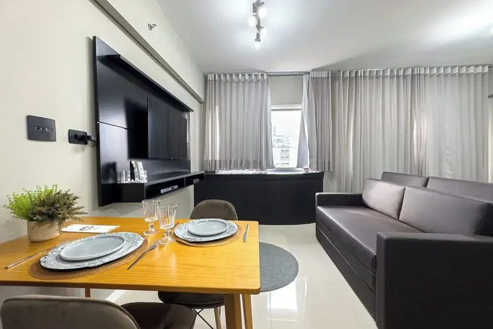 Room 3 of 12