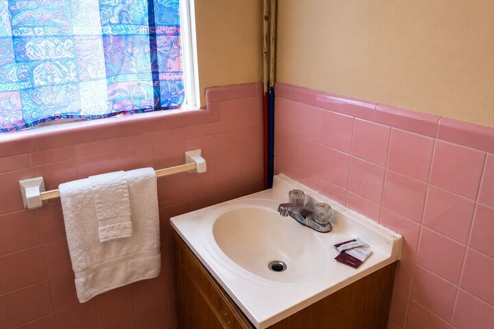 Room 12 of 15