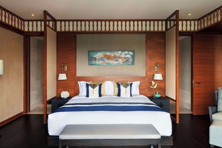 Room 19 of 49