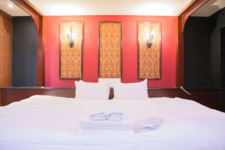 Room 14 of 257