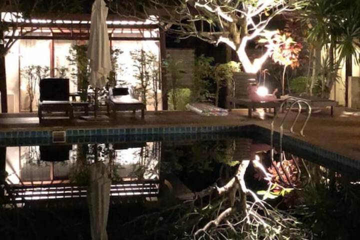 Pools & Facilities