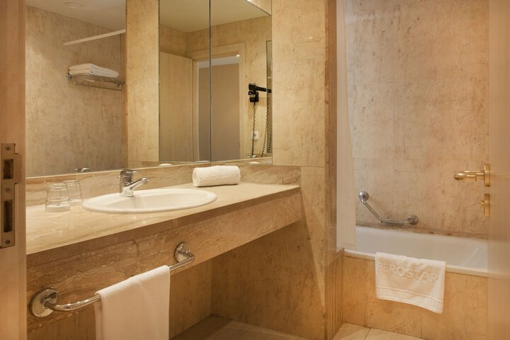 Bath Photo