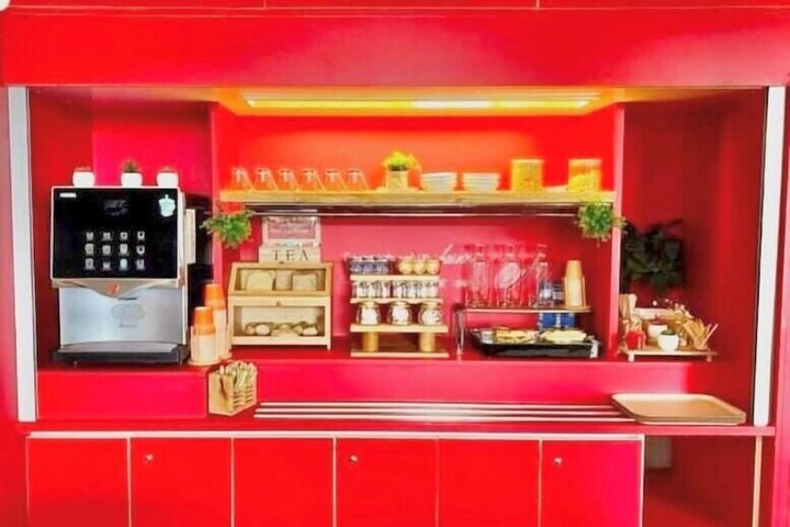 Breakfast/Coffee Service 39 of 55