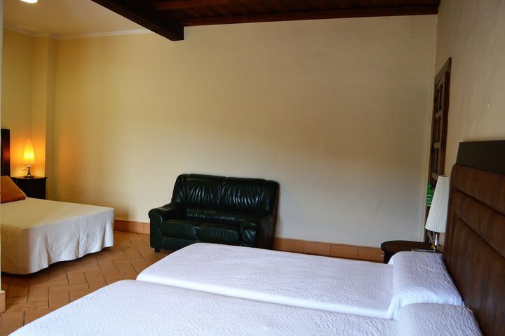 Room 25 of 61
