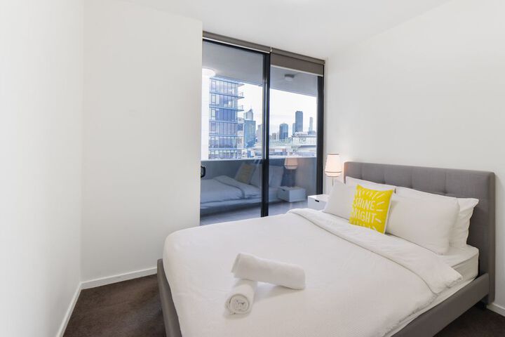 Room 2 of 22