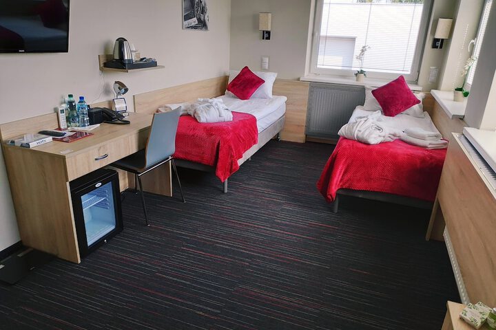 Room 15 of 38