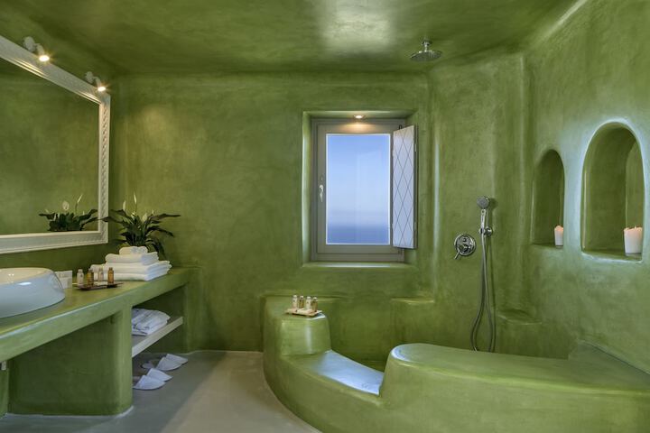 Room 63 of 111