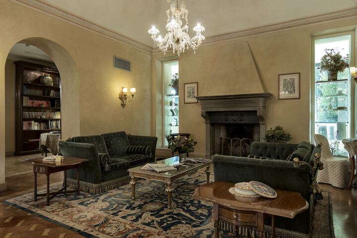 Hotel Lobby