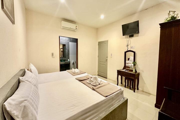 Room 10 of 49