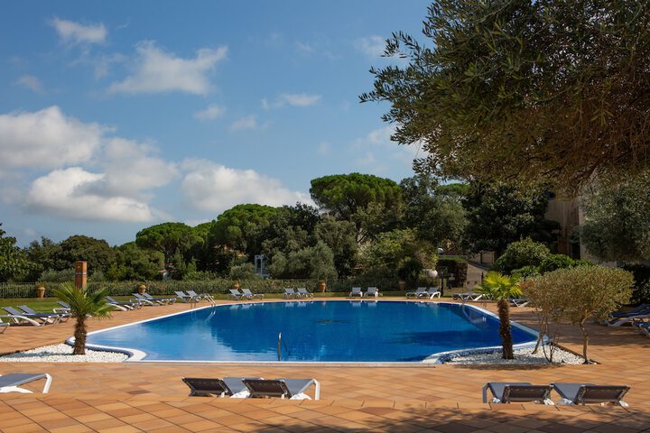 Pool 63 of 79