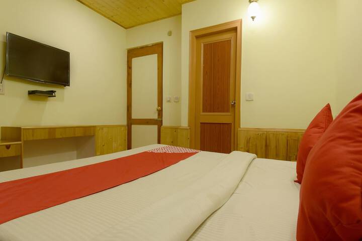 Room 11 of 20