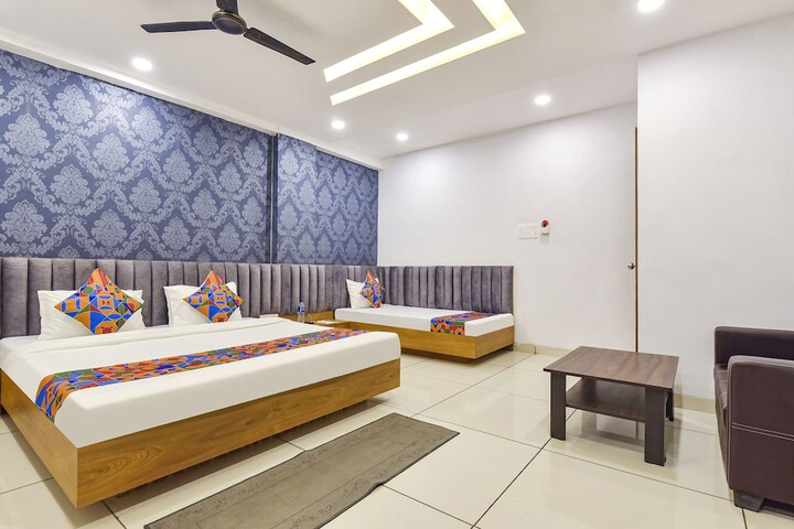 Room 19 of 31