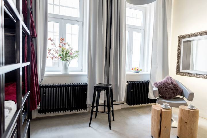 Room 10 of 57