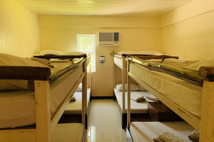 Room 26 of 238
