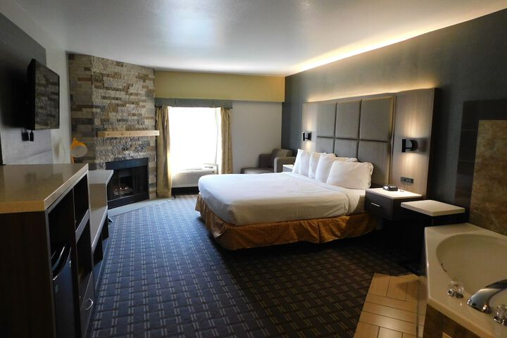 Standard | King Bed (59 of 64)