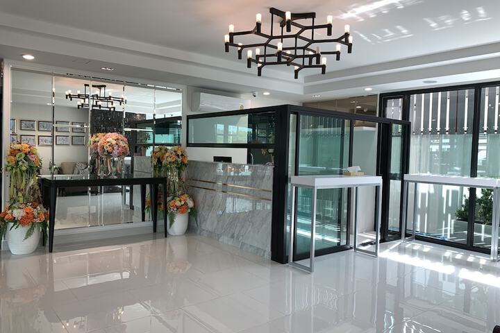Hotel Interior 6 of 40