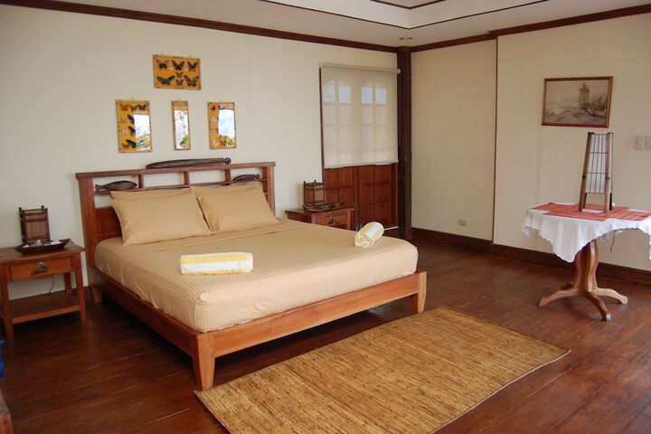 Room 6 of 39