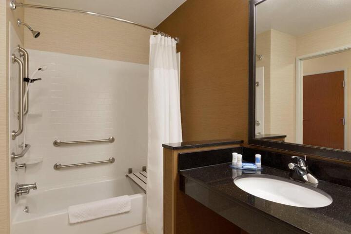 Photo 12