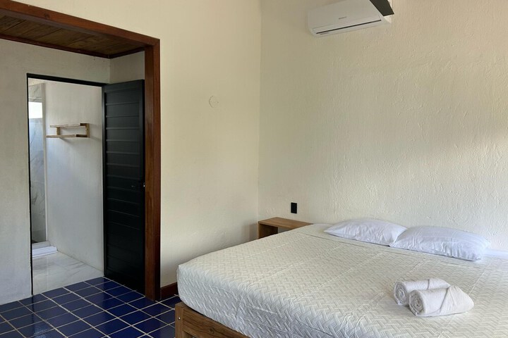 Room 5 of 85