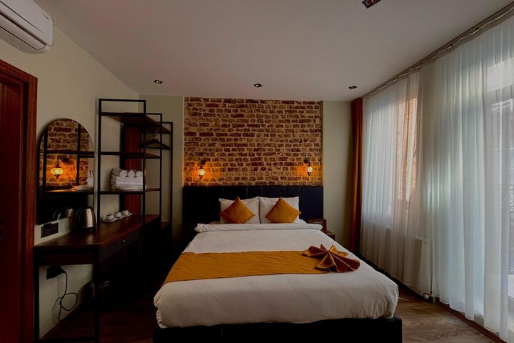 Room 36 of 54