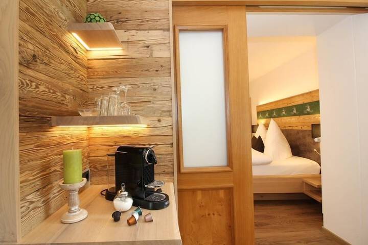 Room 15 of 43