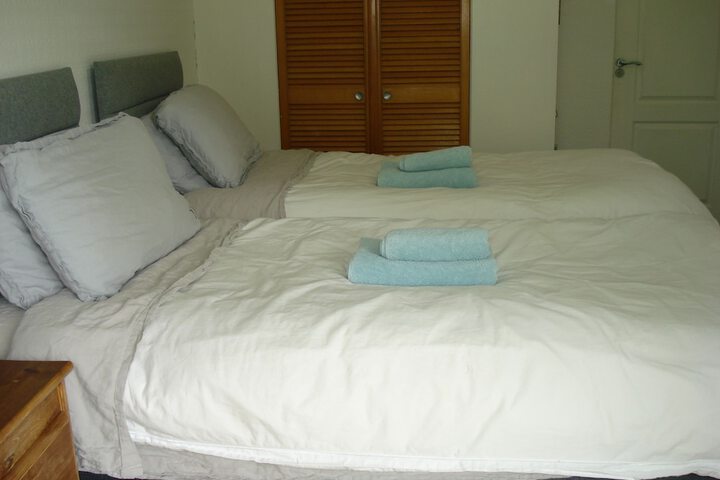 Room 3 of 12