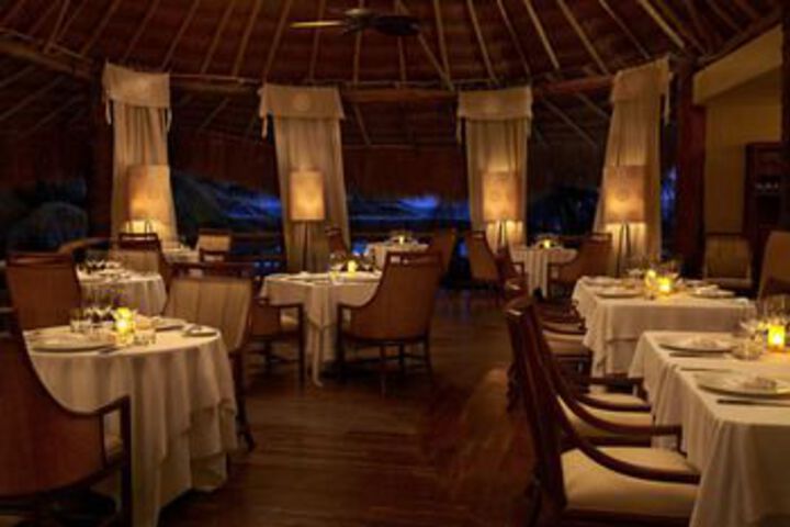 Dining 23 of 30