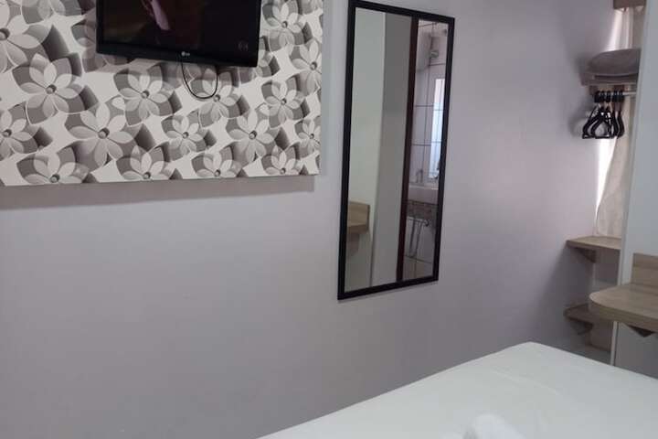 Room 22 of 63