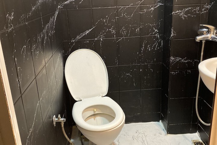 Room 45 of 62