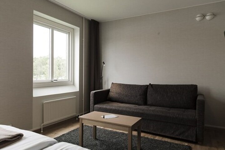Room 22 of 49