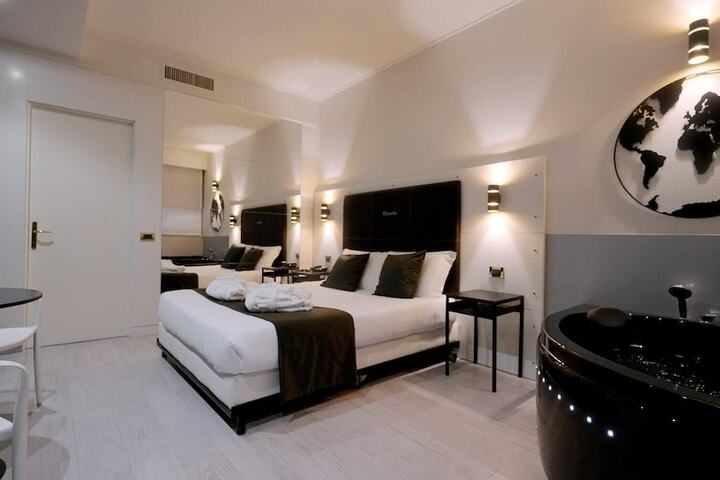 Room 36 of 71