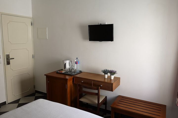 Room 19 of 40