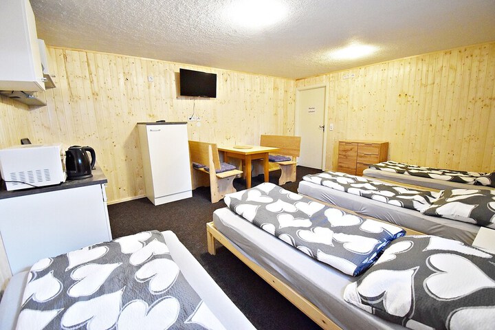 Room 41 of 86