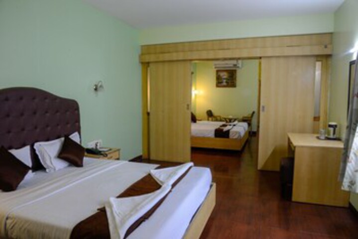 Room 7 of 15