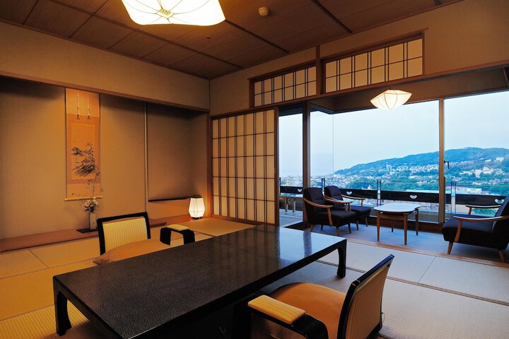 Room 12 of 41