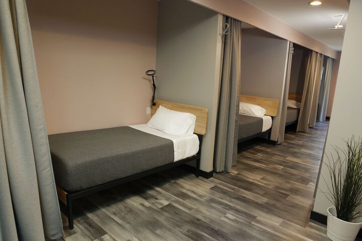 Room 3 of 39